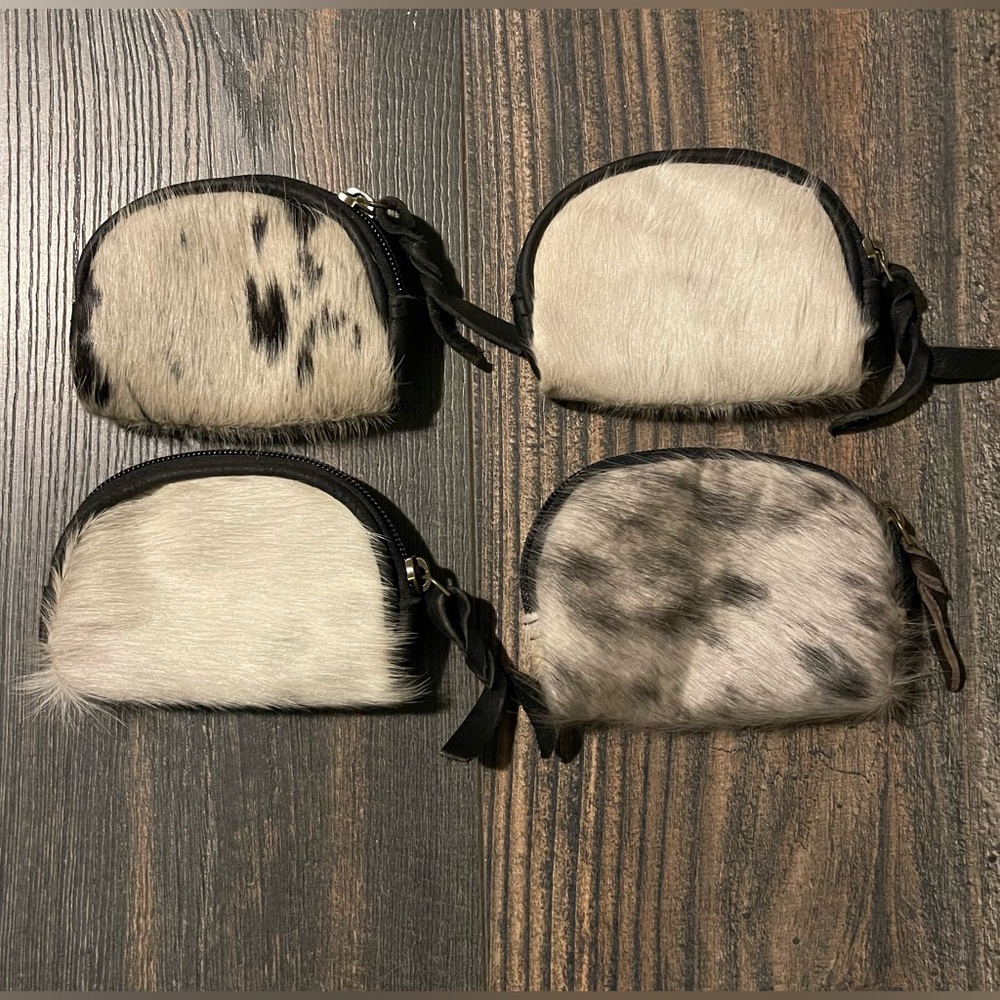 🖤 Genuine Cowhide Pouch Coin Purse 🖤
🤍 Price Reduced From $35 🤍